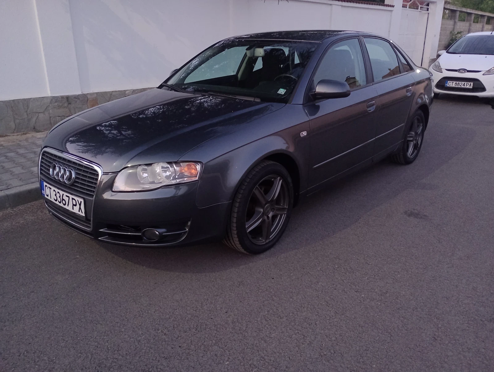 Audi A4 2.0 бензин, снимка 2 - Автомобили и джипове - 55053021