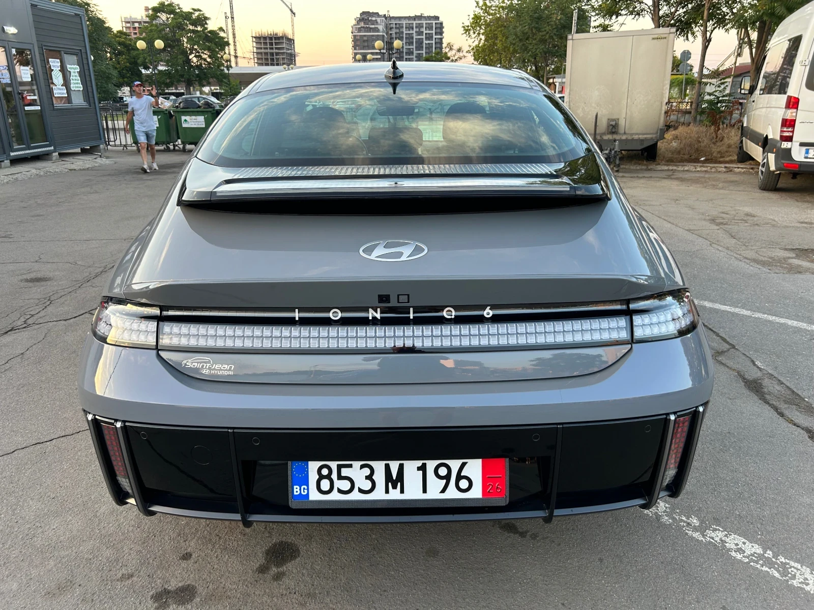 Hyundai Ioniq 6 77, 4Kwh, AWD, Long range-8000km 4* 4, снимка 8 - Автомобили и джипове - 55117522