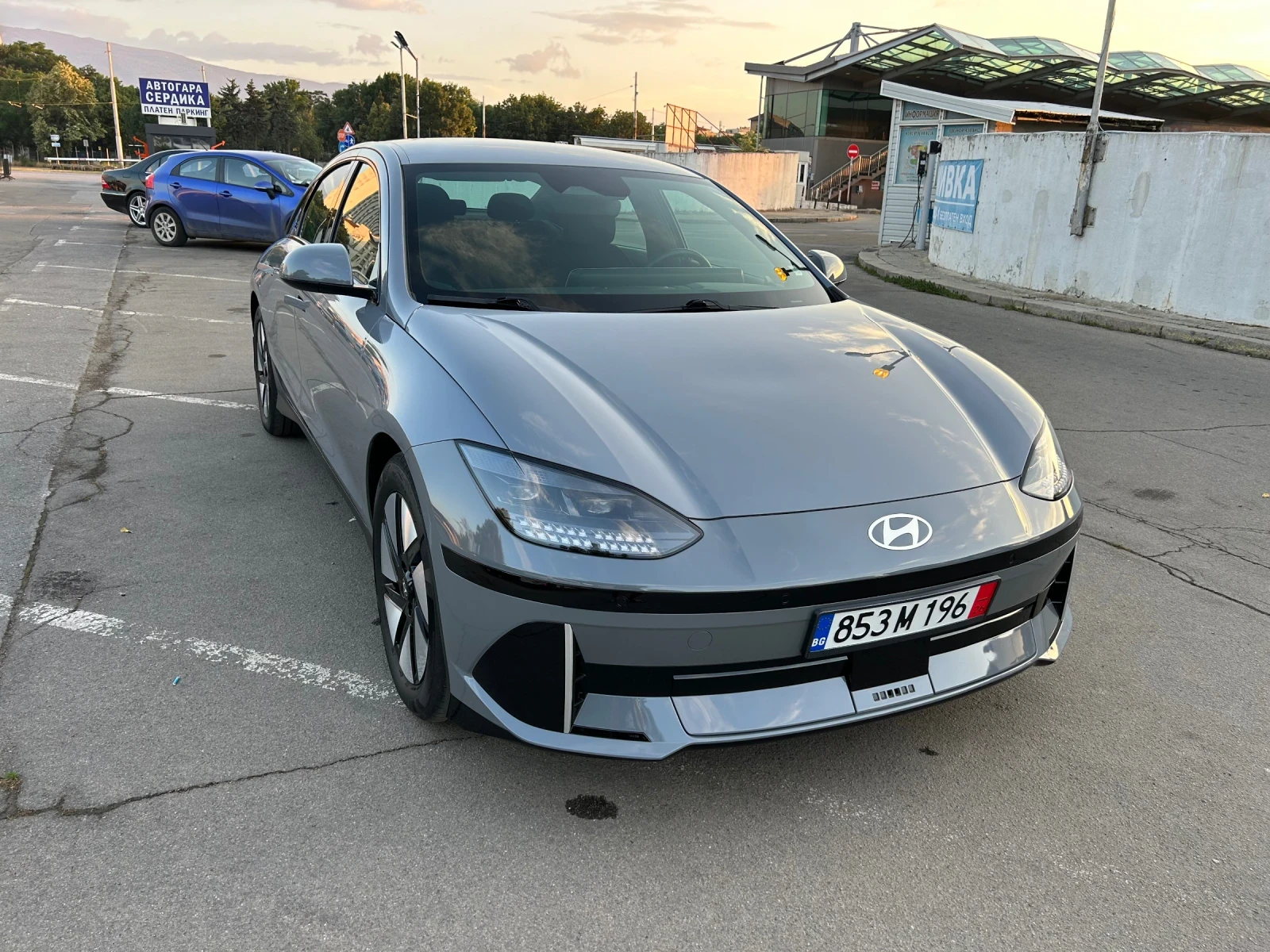 Hyundai Ioniq 6 77, 4Kwh, AWD, Long range-8000km 4* 4, снимка 5 - Автомобили и джипове - 55117522