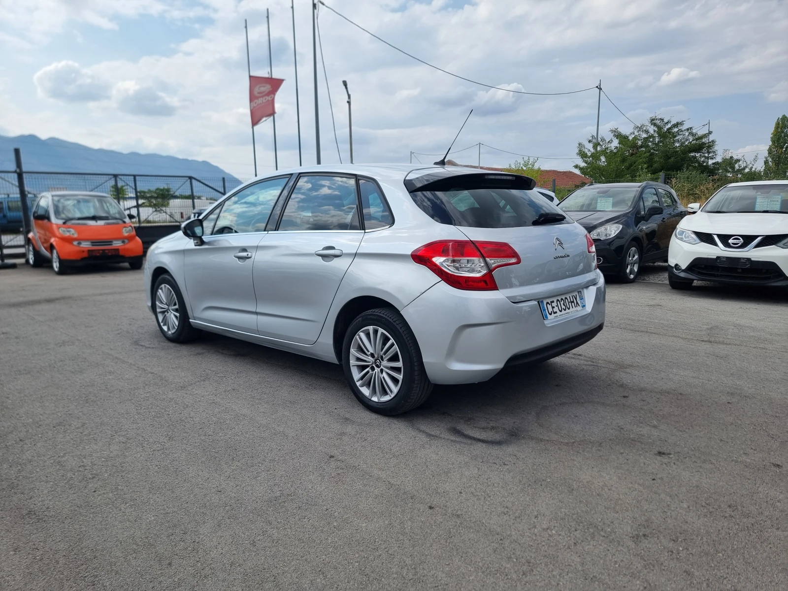 Citroen C4 1.6HDI, снимка 4 - Автомобили и джипове - 55824212