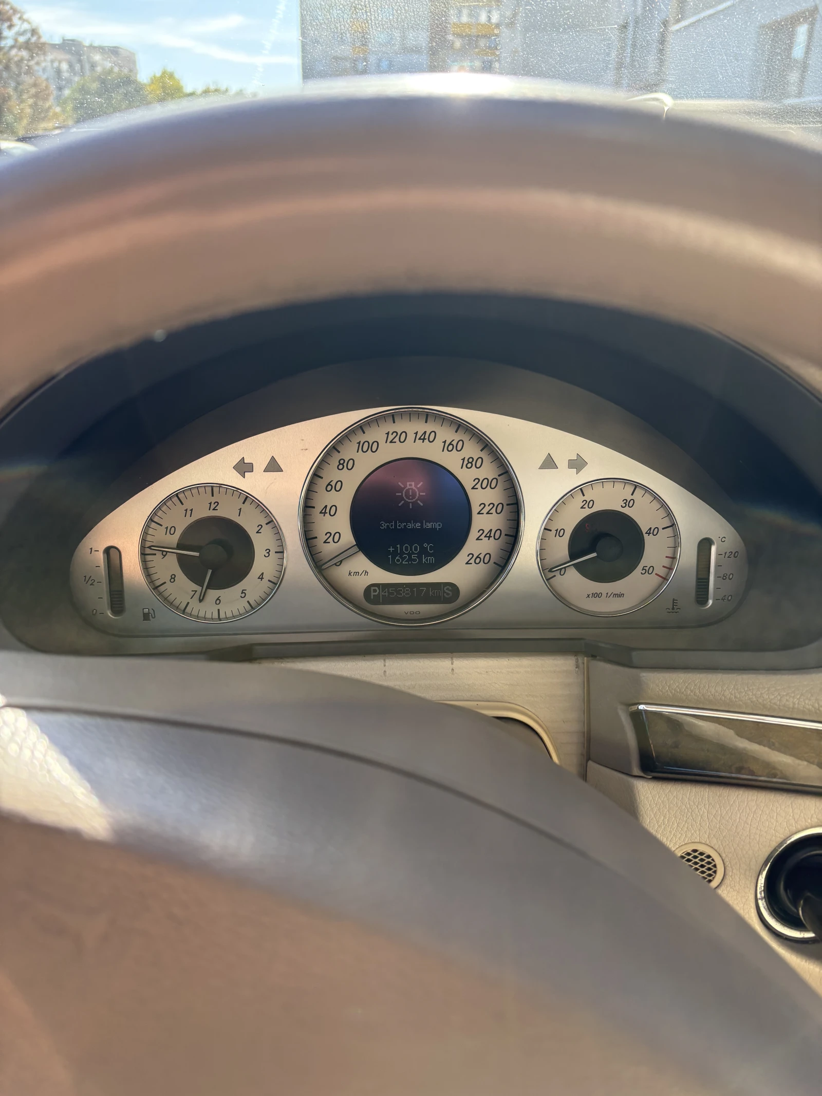 Mercedes-Benz E 320, снимка 7 - Автомобили и джипове - 56466362