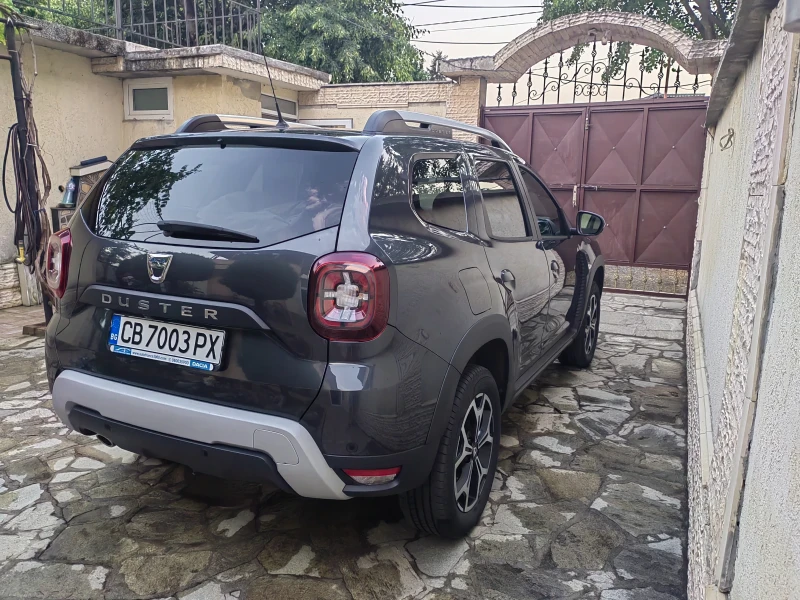 Dacia Duster, снимка 3 - Автомобили и джипове - 47779742