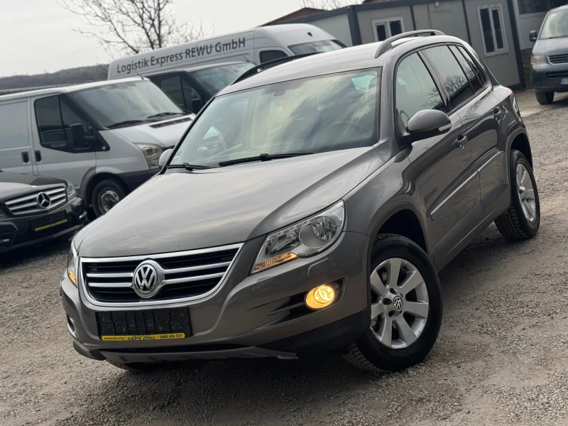 VW Tiguan 2.0TDI 170кс 4х4 АВТОМАТИК ПОДГРЕВ СЕРВ-KЛНИЖКА , снимка 3 - Автомобили и джипове - 49486646