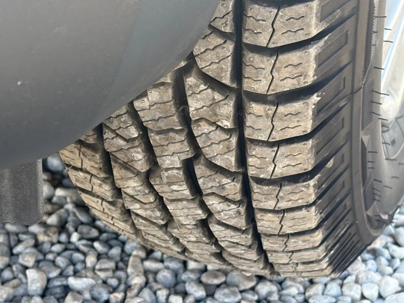 Hyundai IX35, снимка 3 - Автомобили и джипове - 52222733