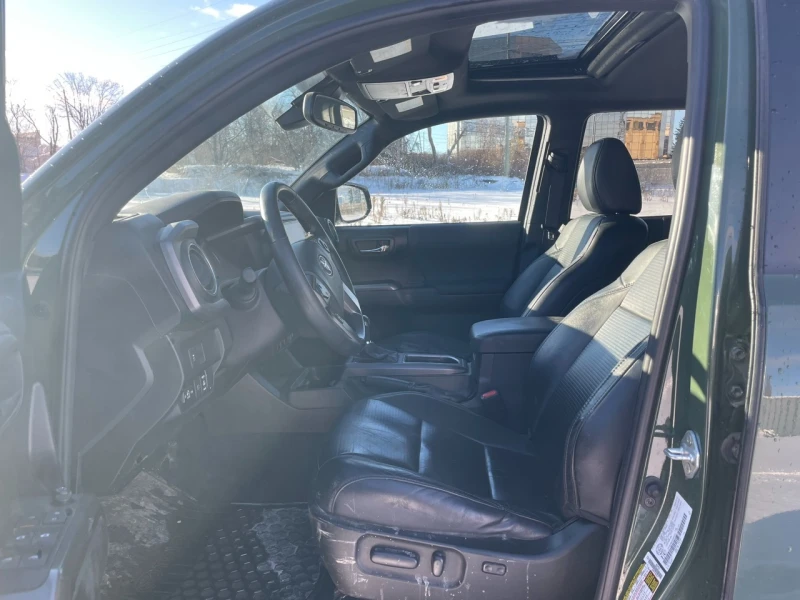 Toyota Tacoma DOUBLE CAB AUTO * * CARFAX * * АВТО КРЕДИТ * * 