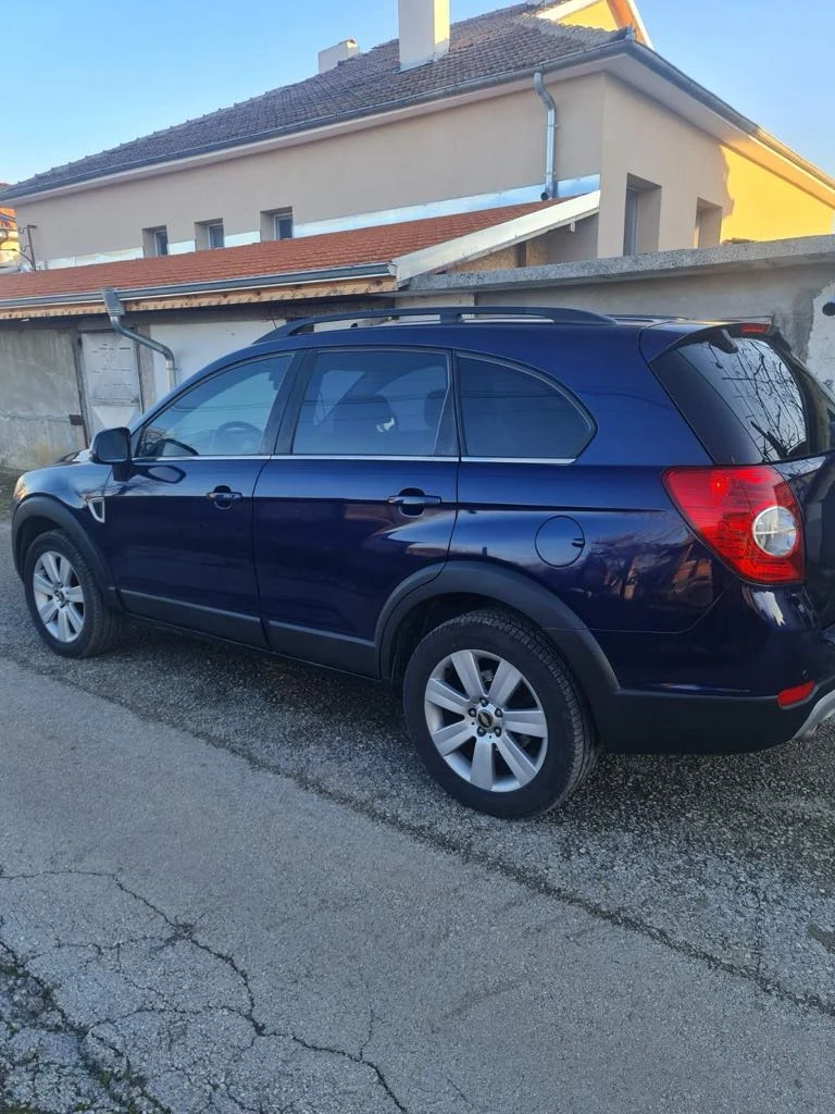 Chevrolet Captiva, снимка 5 - Автомобили и джипове - 48922810