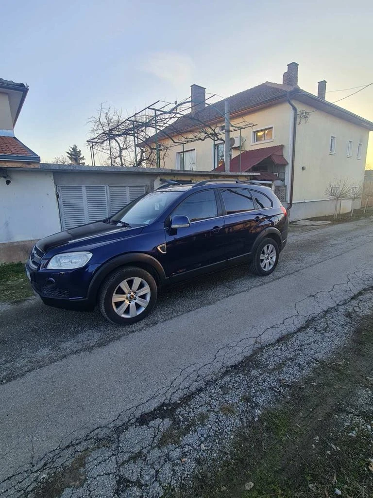 Chevrolet Captiva, снимка 3 - Автомобили и джипове - 48922810