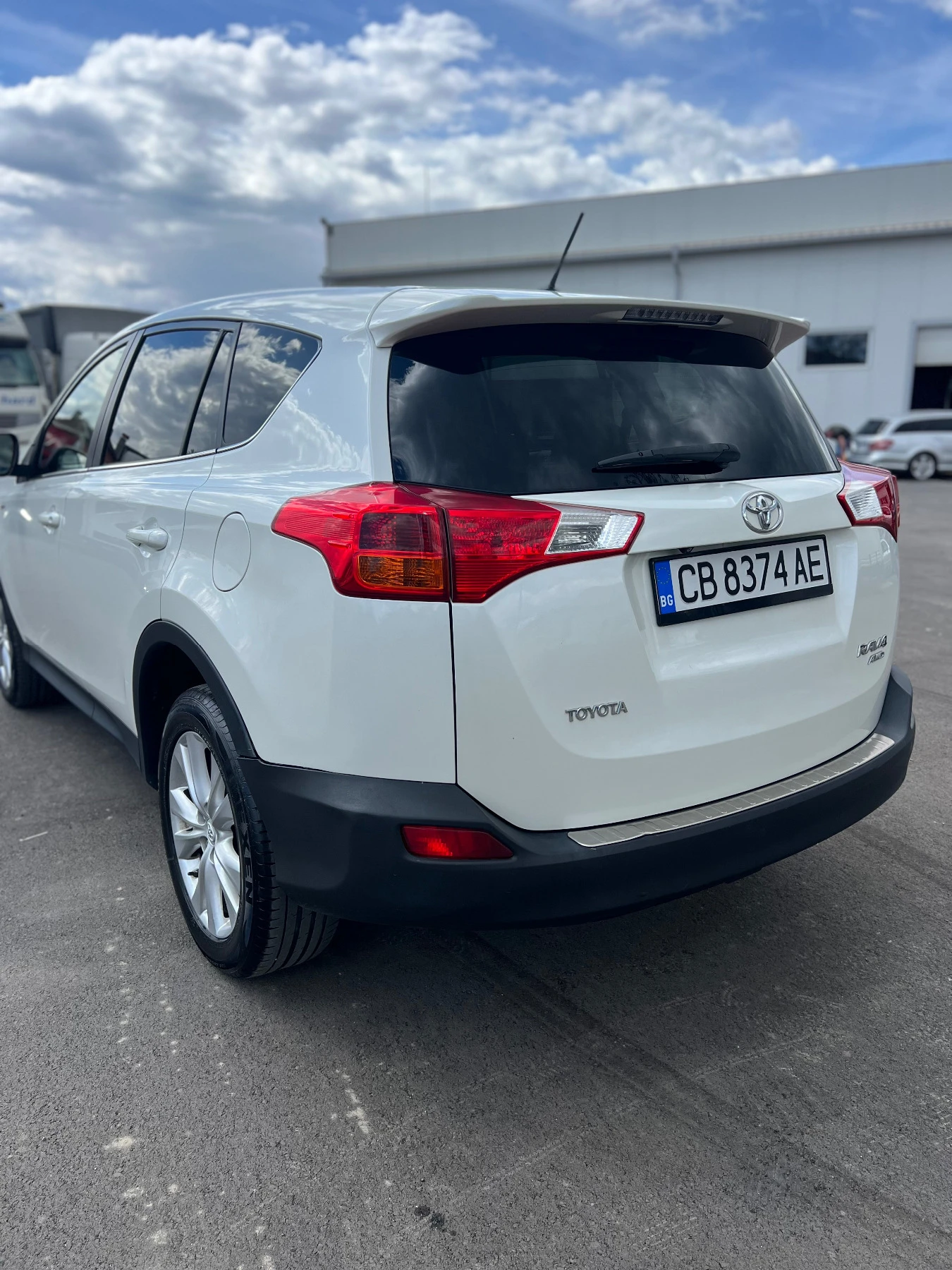 Toyota Rav4 2.2 D4D - изображение 6