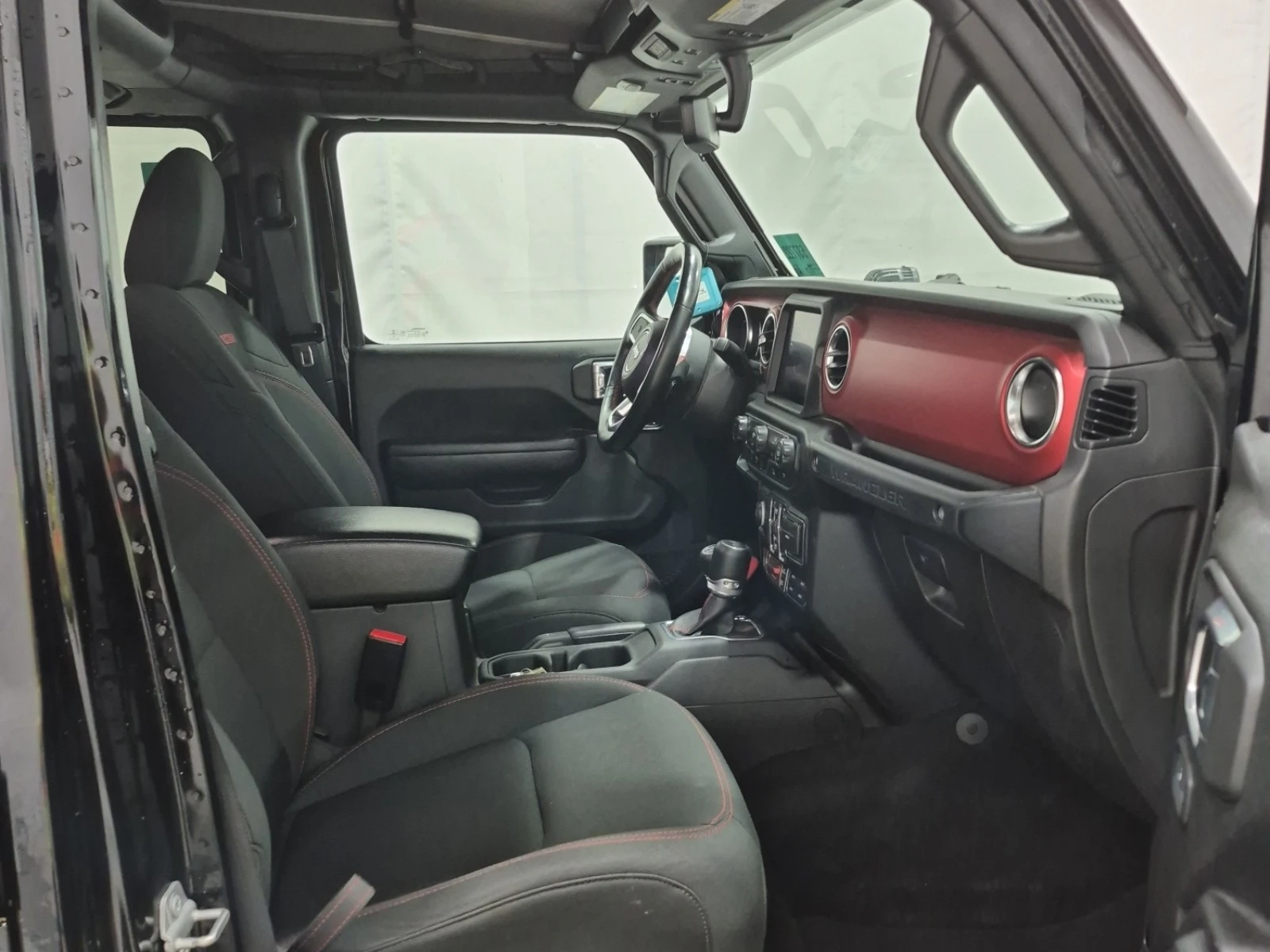 Jeep Wrangler UNLIMITED RUBICON * * CARFAX * *   * *  | Mobile.bg   8