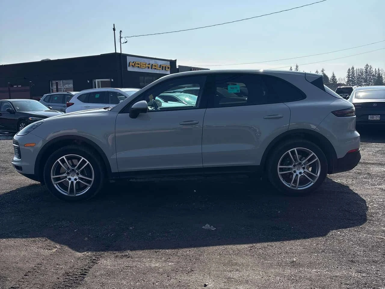 Porsche Cayenne * AWD * CARFAX * HEAD UP * ОБДУХВАНЕ * ПАНОРАМА, снимка 2 - Автомобили и джипове - 53803965