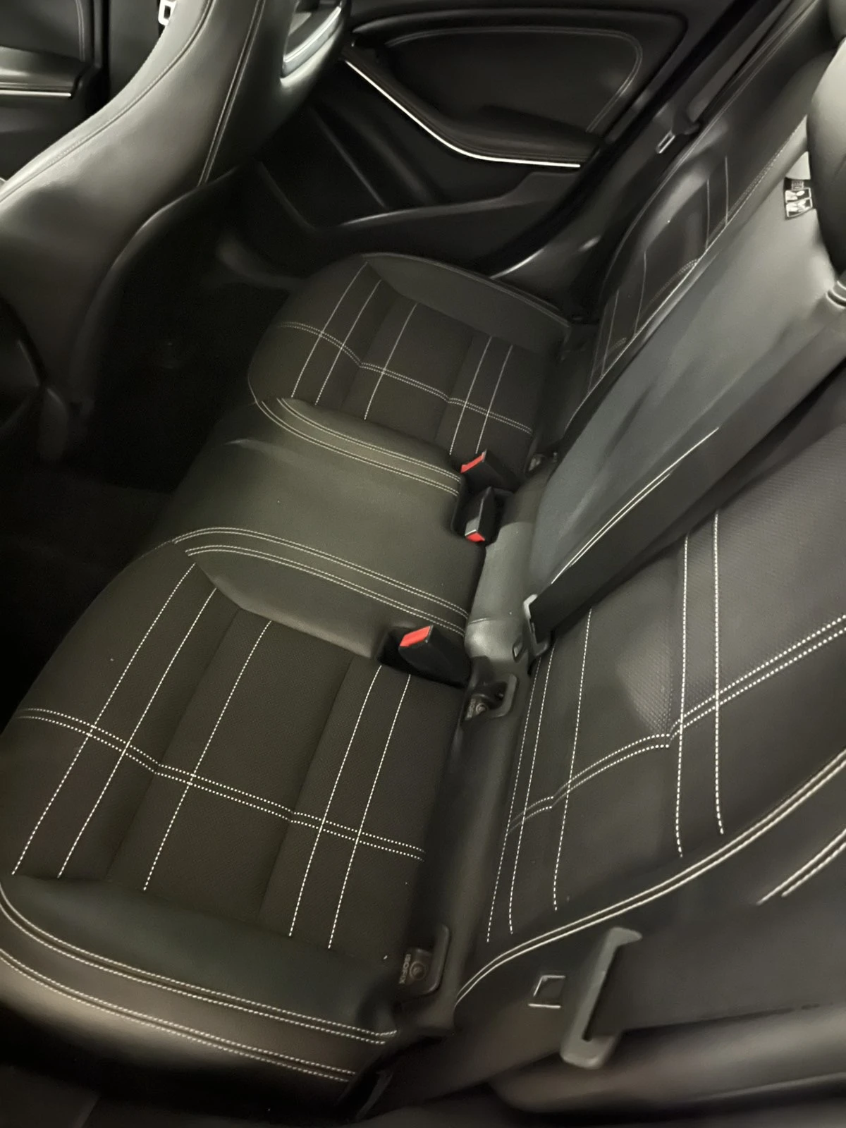 Mercedes-Benz GLA 200 AMG style Germany, снимка 16 - Автомобили и джипове - 54222325