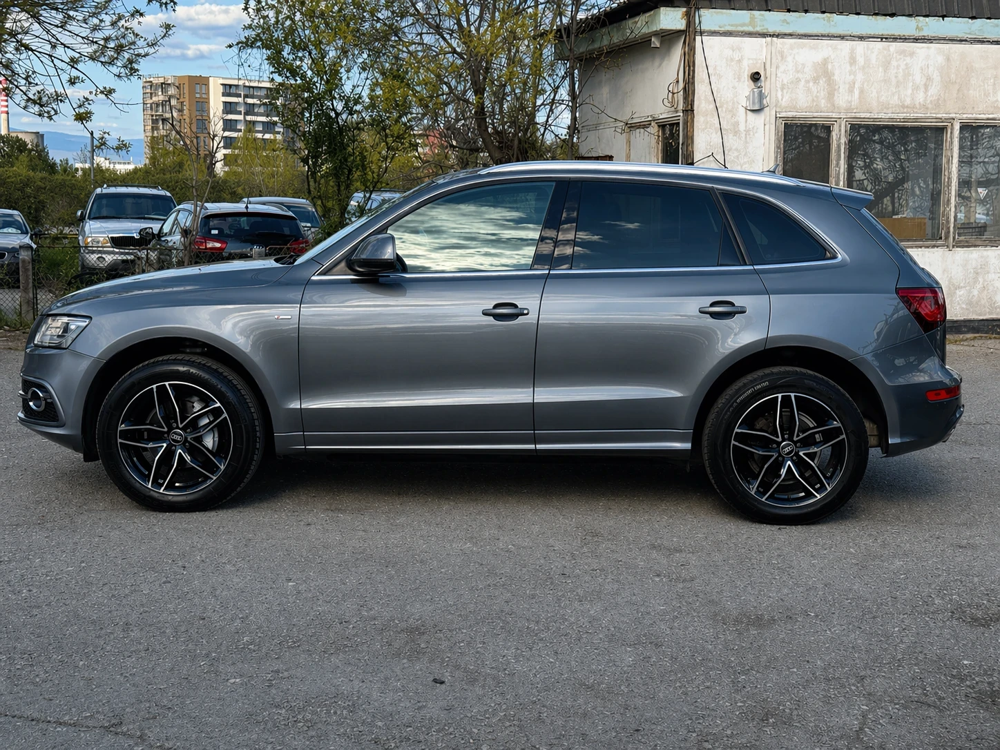 Audi Q5 S_line/ДИСТРОНИК/177кс!, снимка 5 - Автомобили и джипове - 54302693