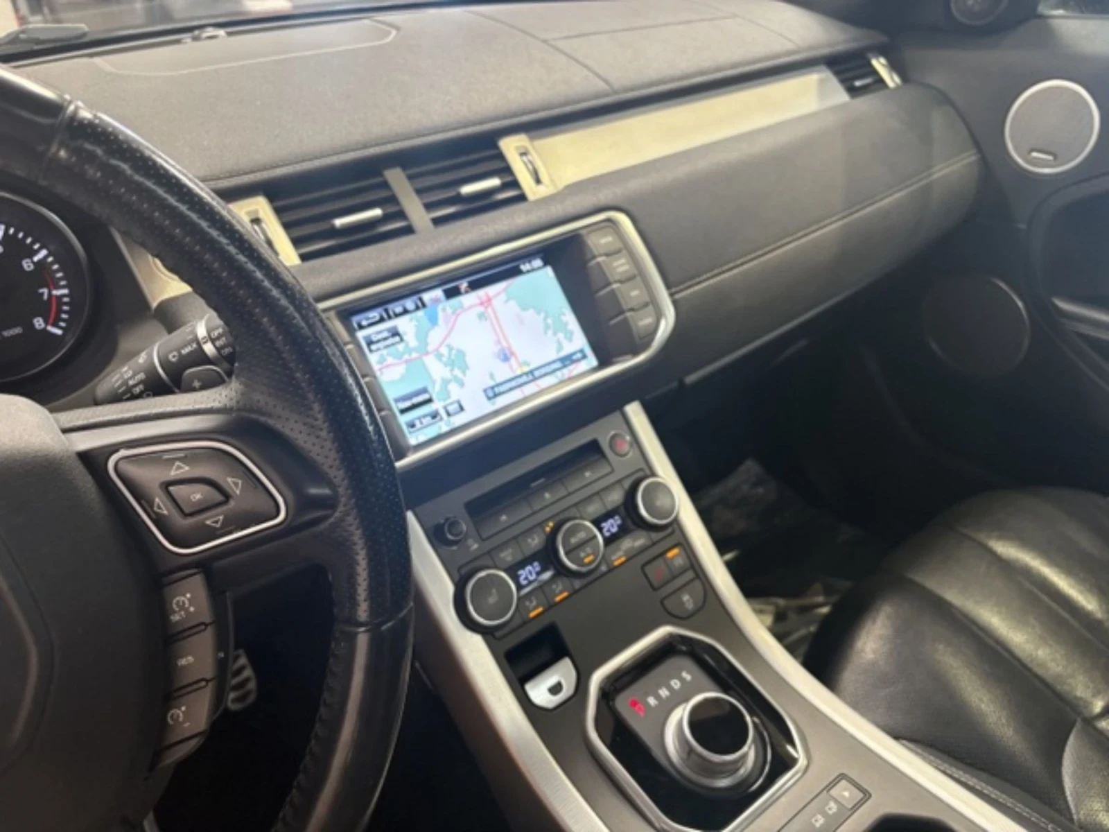 Land Rover Range Rover Evoque Si4 | AWD | Всички екстри | Сервизна история, снимка 8 - Автомобили и джипове - 54857036