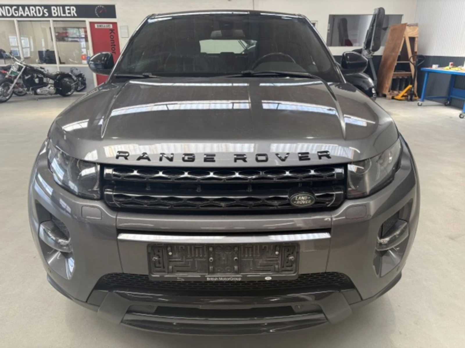 Land Rover Range Rover Evoque Si4 | AWD | Всички екстри | Сервизна история, снимка 2 - Автомобили и джипове - 54857036