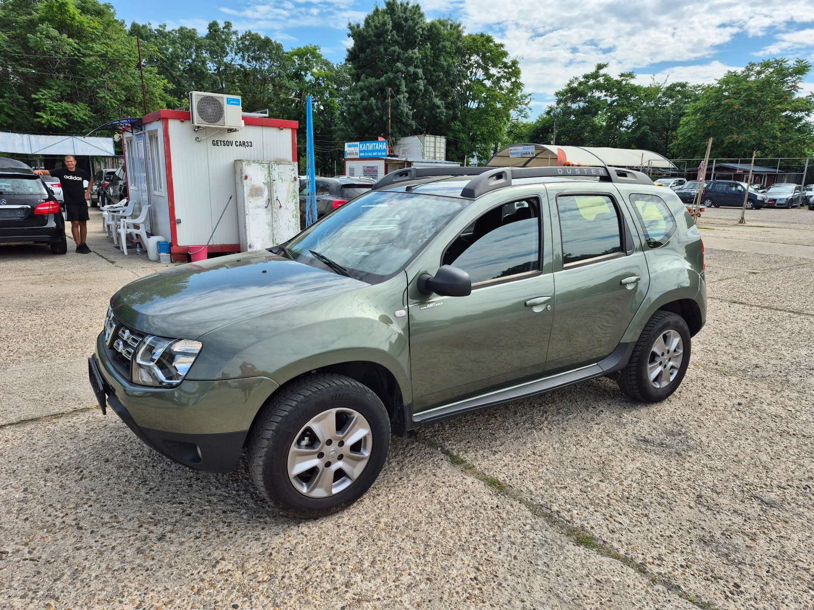 Dacia Duster 4+ 4 .6скорости  Навигация, снимка 3 - Автомобили и джипове - 55034869