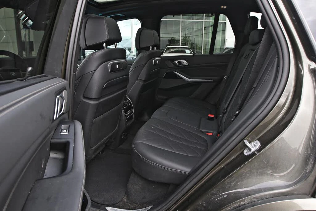 BMW X5 xDrive40i/Manhattan Metallic/HK/HUD/PANO/M SPORT/, снимка 17 - Автомобили и джипове - 56215352
