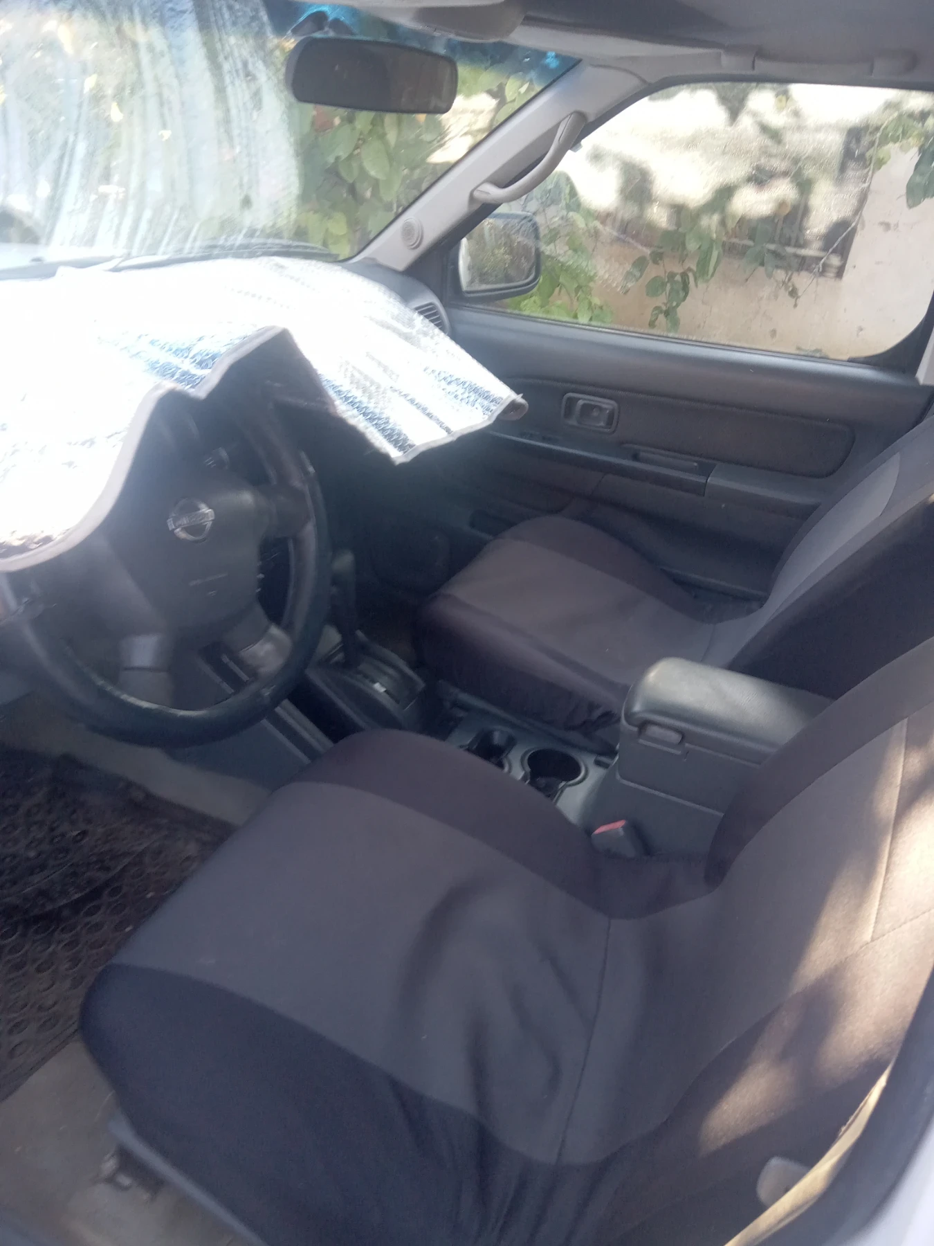 Nissan Frontier, снимка 9 - Автомобили и джипове - 56299231