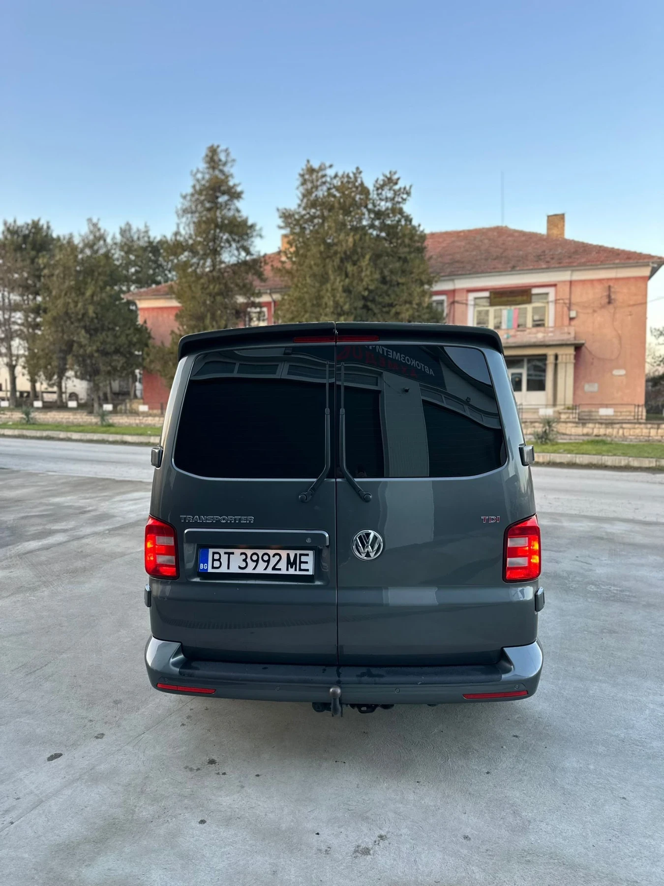 VW Transporter 2.0 TDI  - изображение 3