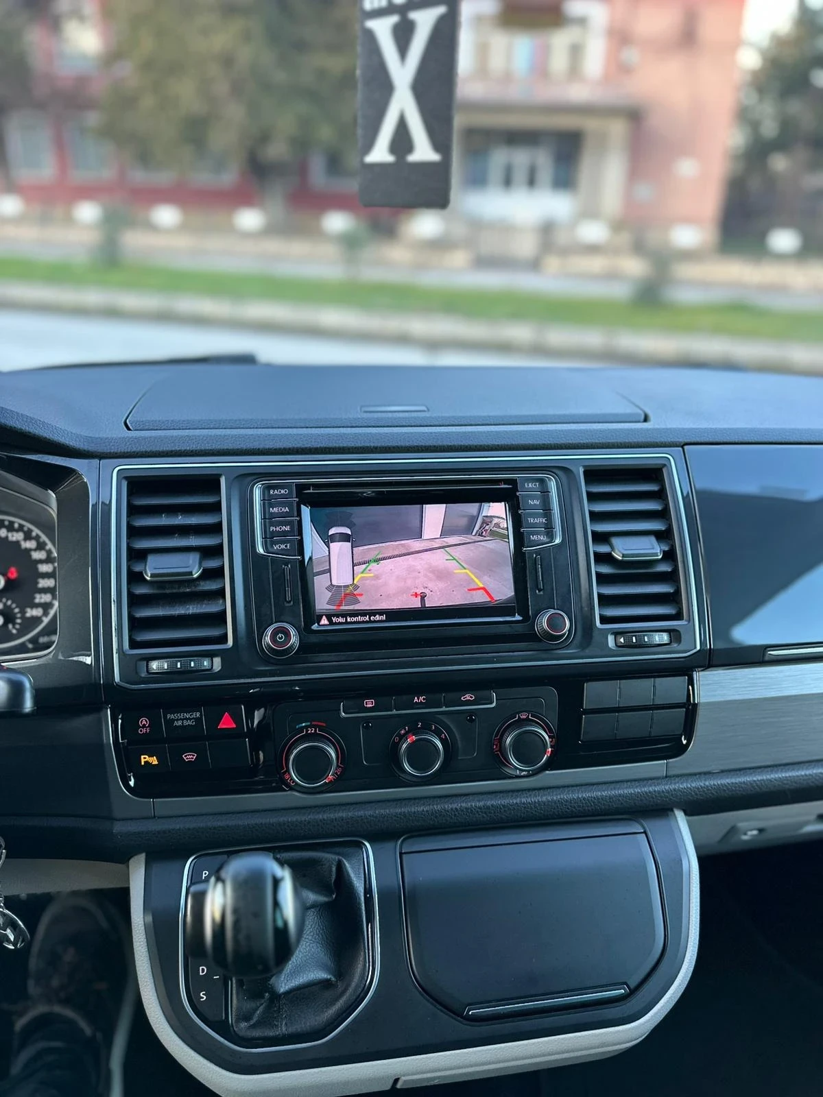 VW Transporter 2.0 TDI  - изображение 7