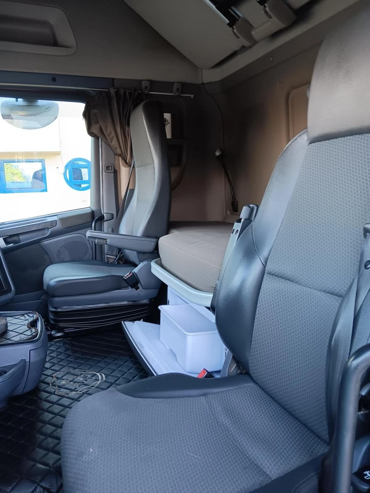 Scania R 450 Topline ADR AT - изображение 10