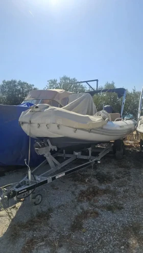 Надуваема лодка Zodiac Medeline 580, снимка 2