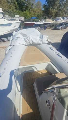 Надуваема лодка Zodiac Medeline 580, снимка 4