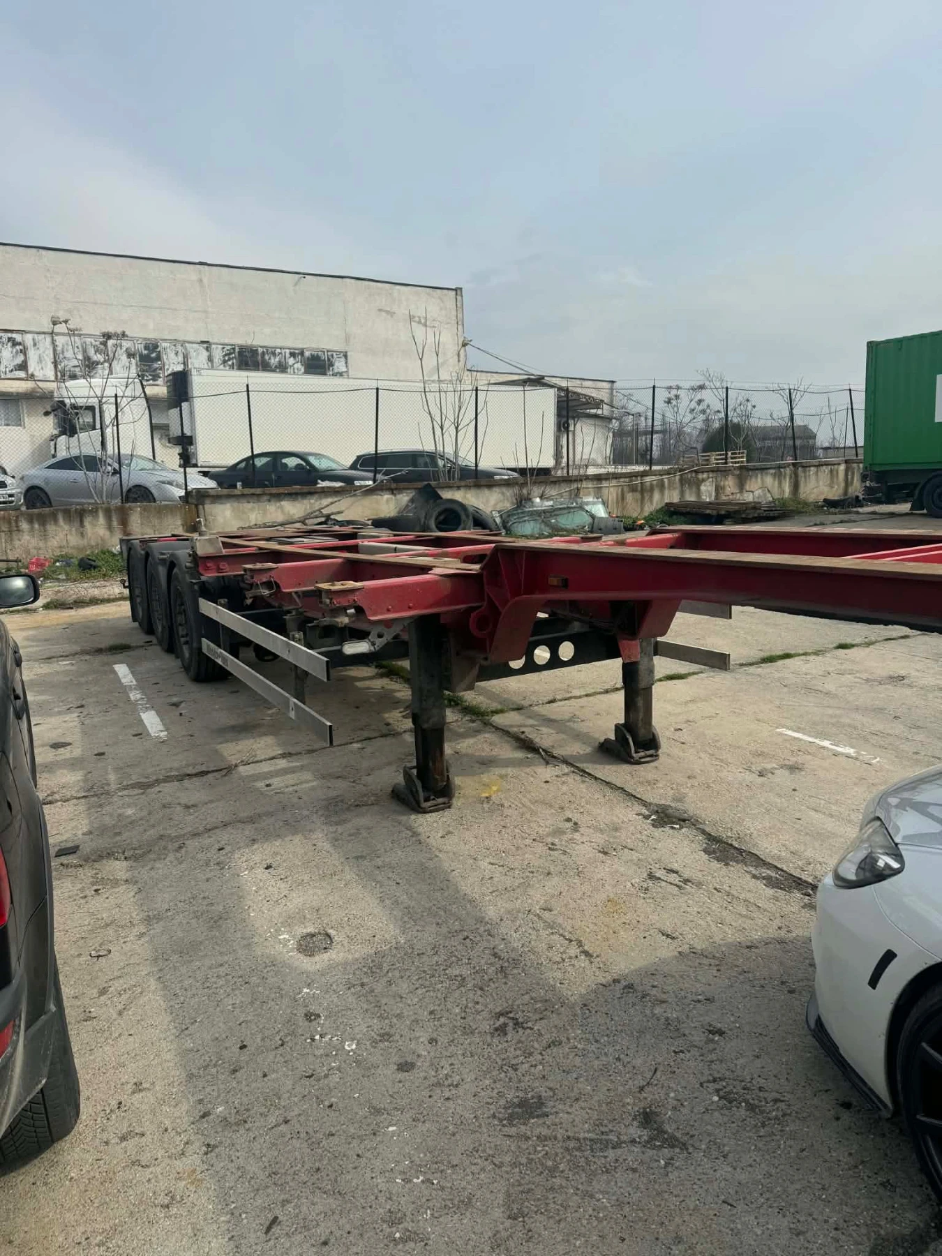 Полуремарке Schmitz SCF 24