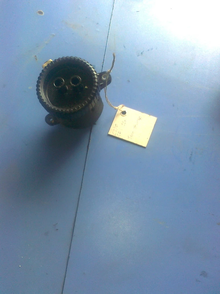 Тяло горивен филтър за Мерцедес Ц220 ЦДИ 99г.