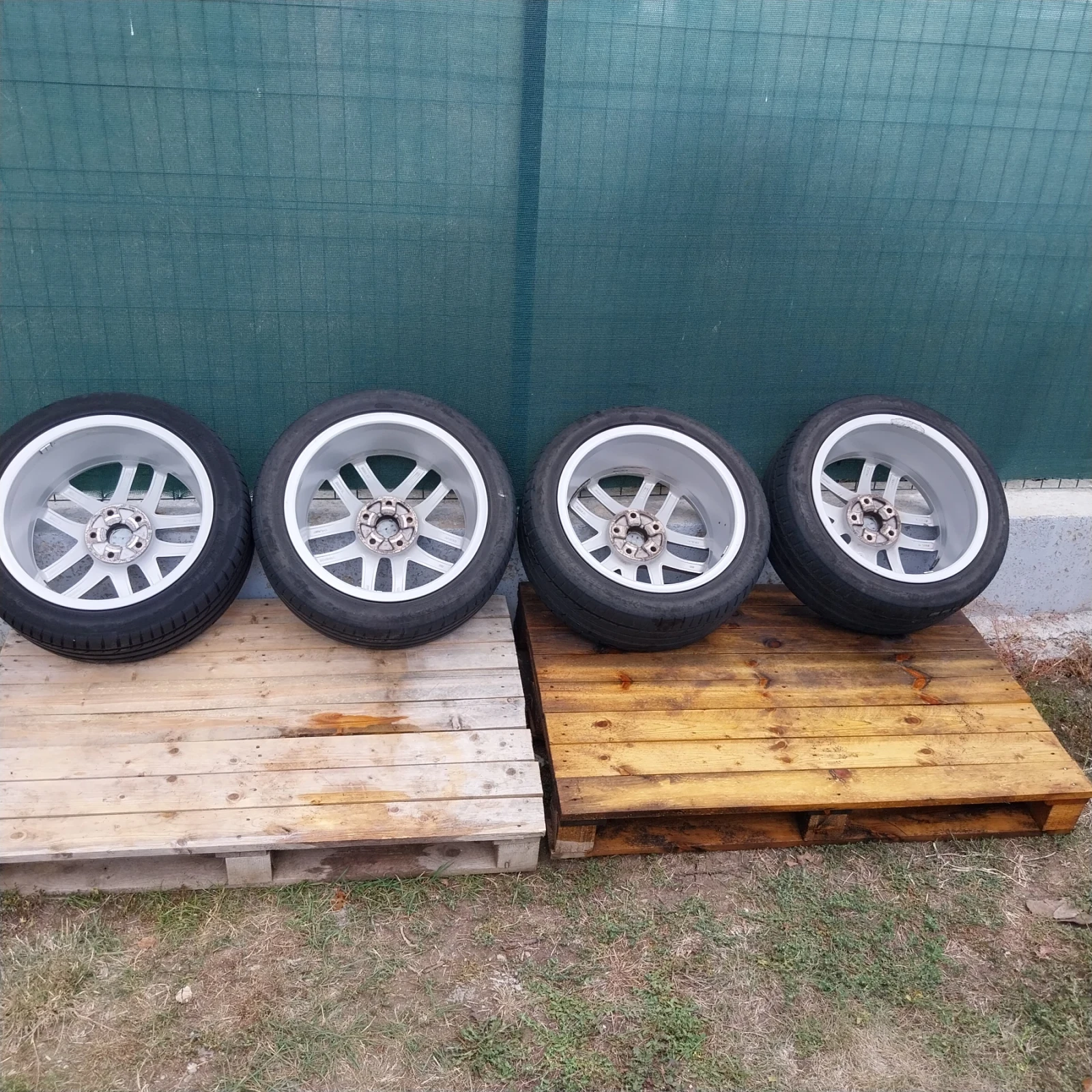    225/45R17  Audi A4 | Mobile.bg   2