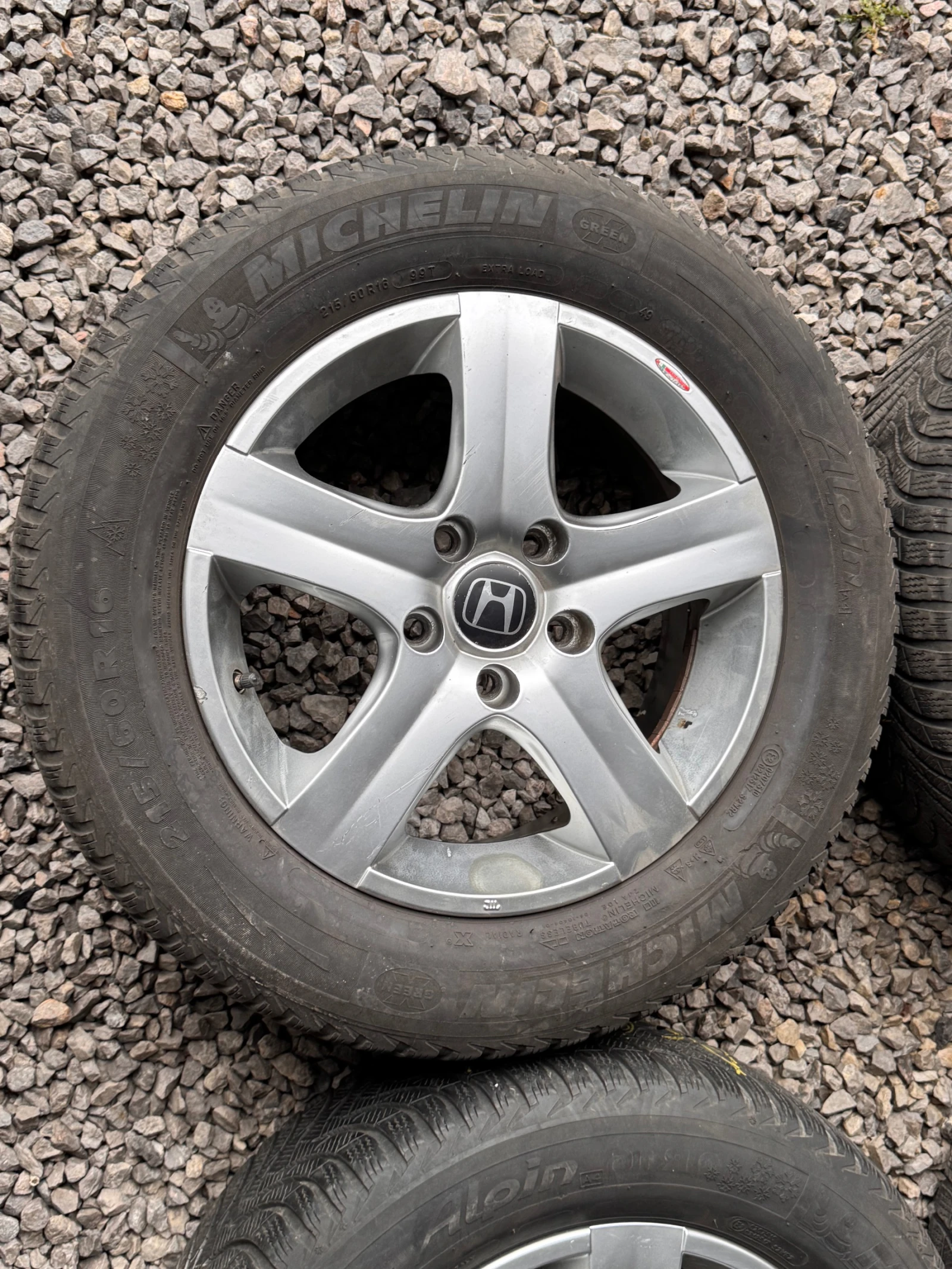 ���� � ������ 215/60R16 �� Honda | Mobile.bg � ����������� 2