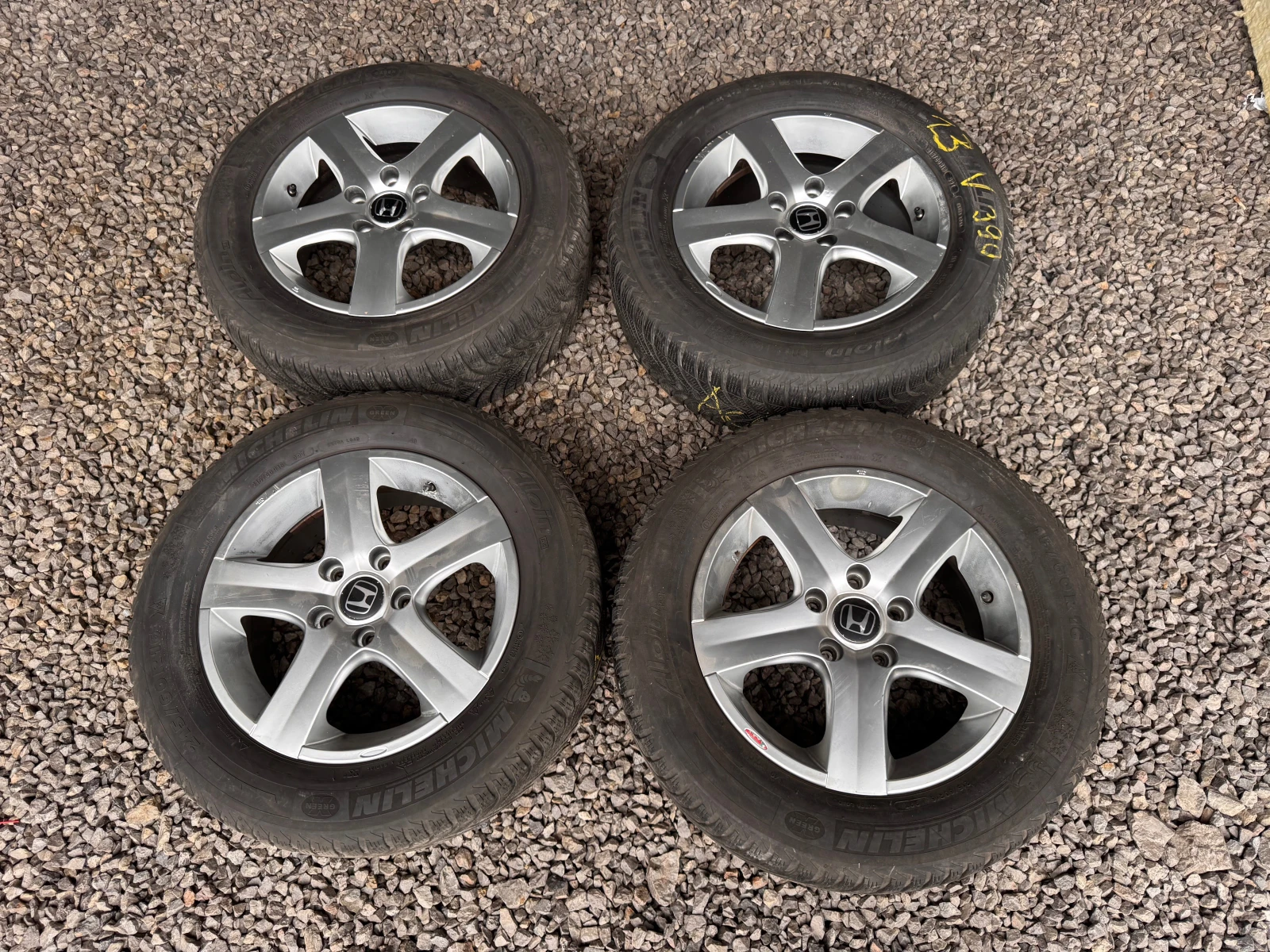 ���� � ������ 215/60R16 �� Honda | Mobile.bg � ����������� 1