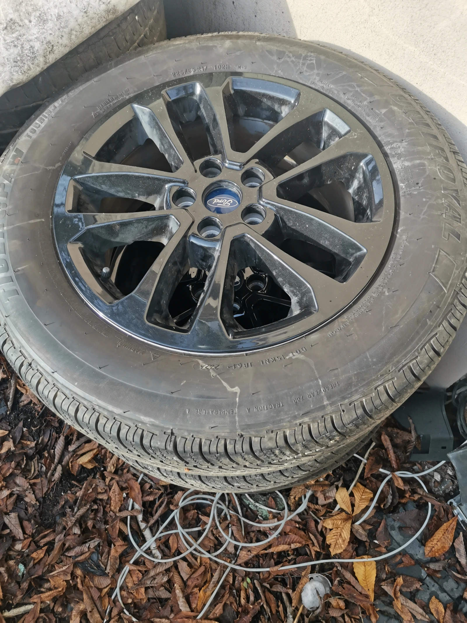 ���� � ������ 235/65R17 �� Ford Kuga | Mobile.bg � ����������� 1