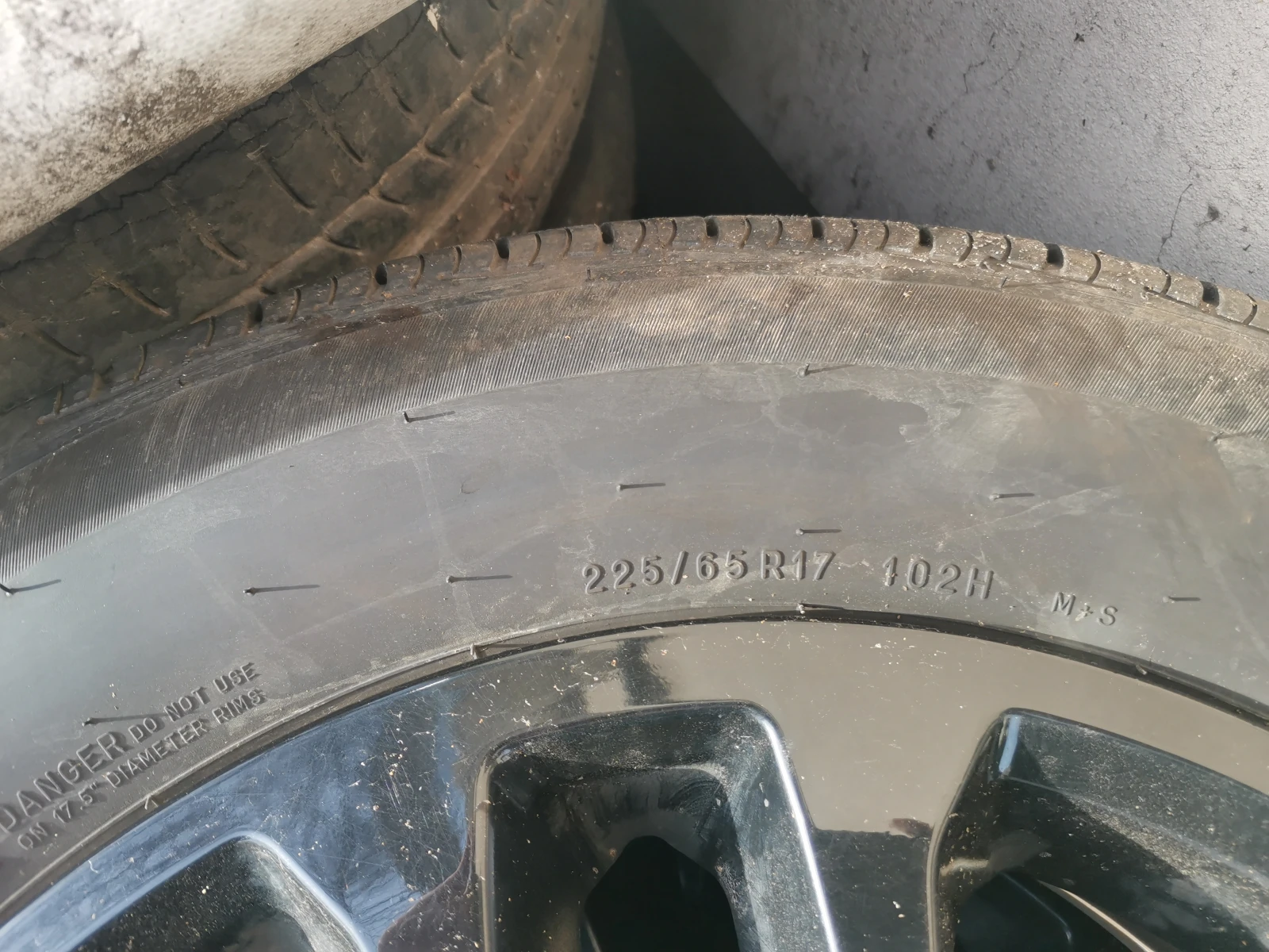 ���� � ������ 235/65R17 �� Ford Kuga | Mobile.bg � ����������� 3