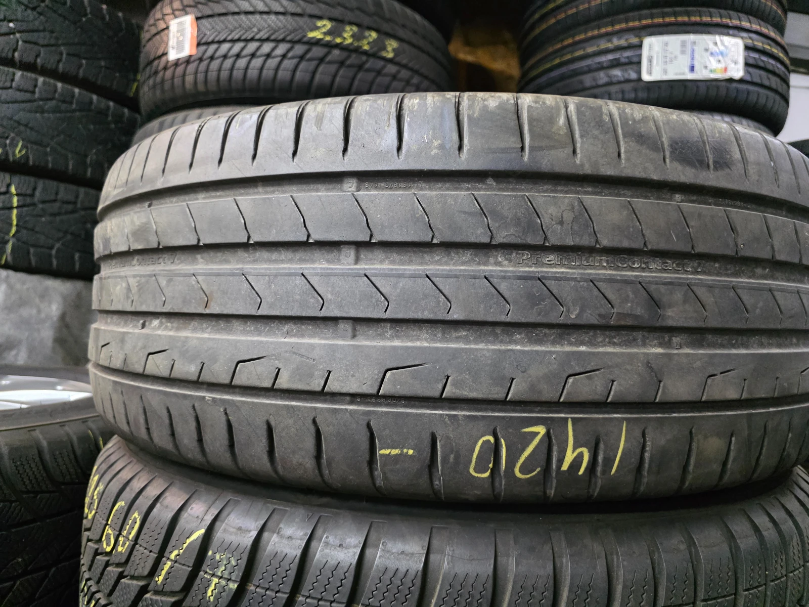 Гуми Летни 235/55R18, снимка 2 - Гуми и джанти - 55482340