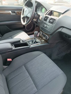 Mercedes-Benz C 220, снимка 7