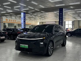 ������ Li Auto L6