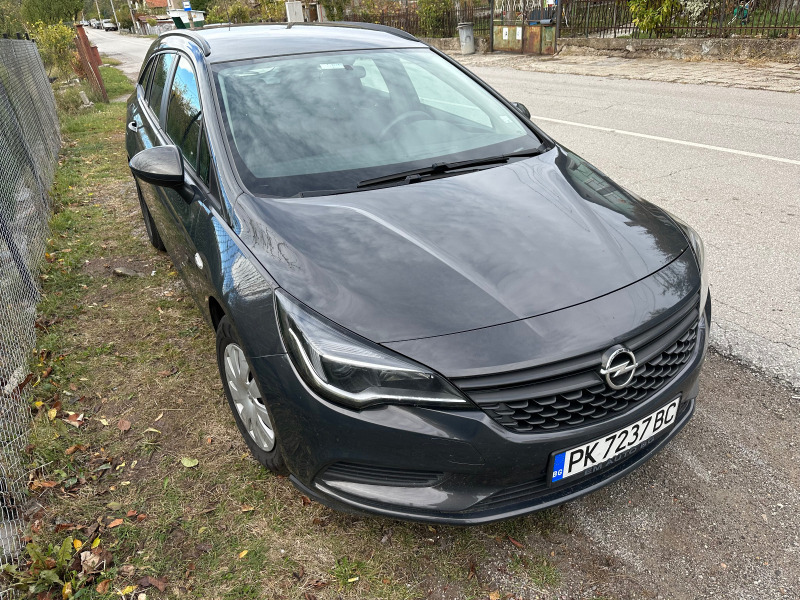 Opel Astra 1, 6 CDTI Sports Tourer, снимка 10 - Автомобили и джипове - 45624219