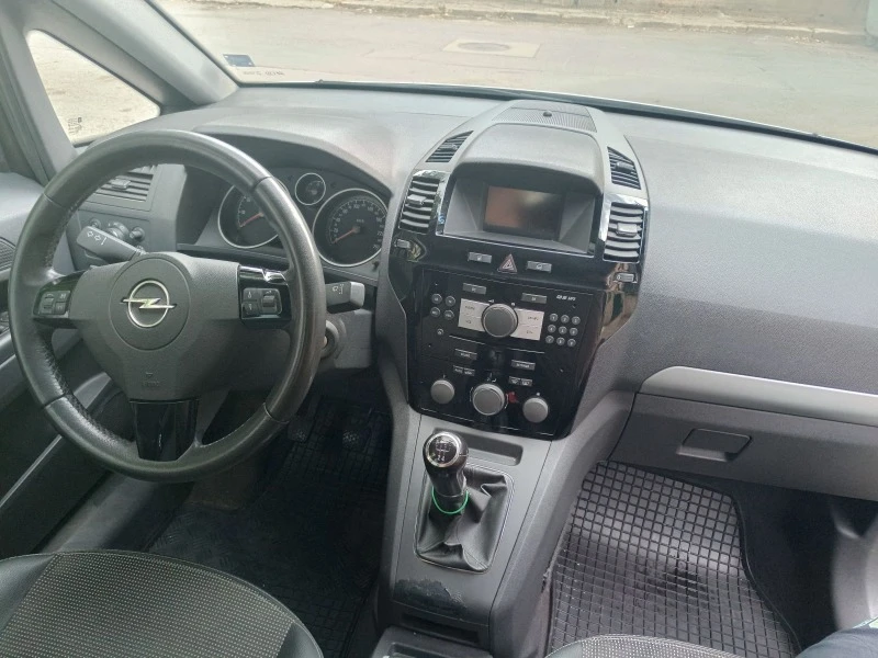 Opel Zafira, снимка 8 - Автомобили и джипове - 47380965