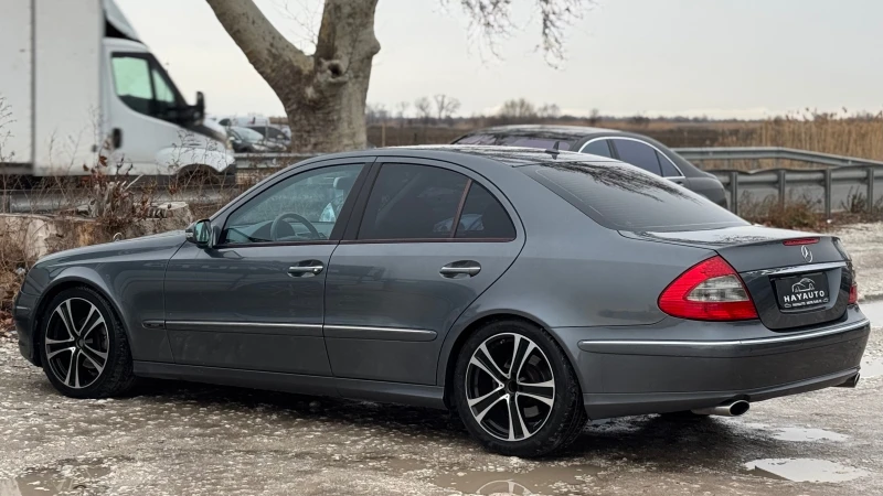 Mercedes-Benz E 320 CDI= AVANTGARDE= 7G-tronic= BiXenon= , снимка 7 - Автомобили и джипове - 48481824