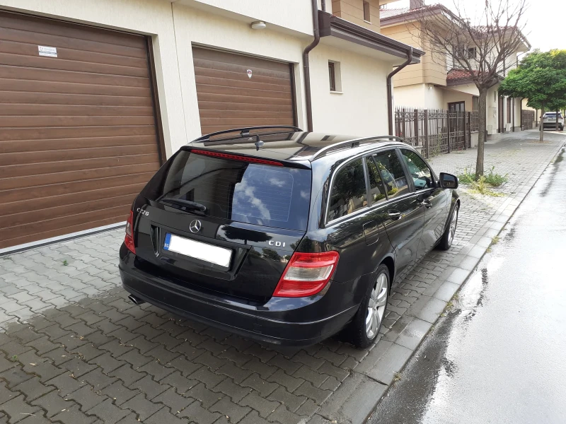 Mercedes-Benz C 220, снимка 5 - Автомобили и джипове - 48699063