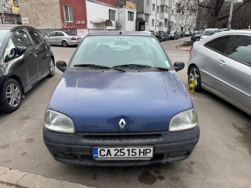 Renault Clio, снимка 2 - Автомобили и джипове - 49241824