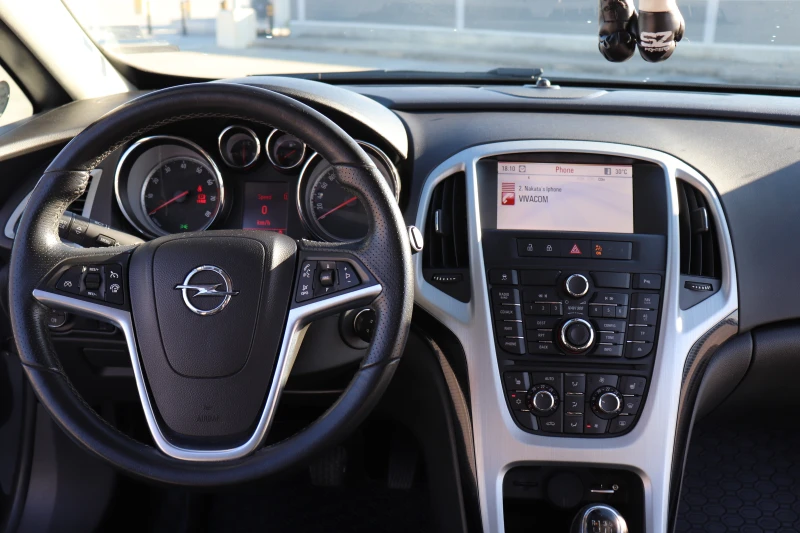 Opel Astra GTC, снимка 6 - Автомобили и джипове - 52561414