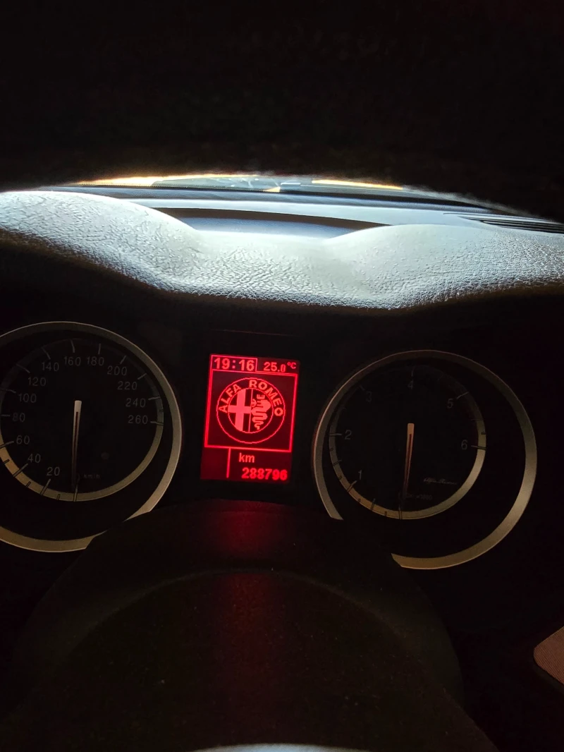 Alfa Romeo 159 sportwagon, снимка 9 - Автомобили и джипове - 52254558