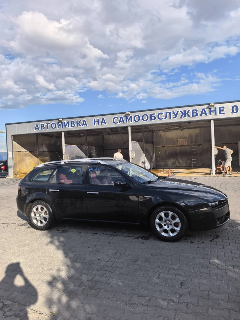 Alfa Romeo 159 sportwagon, снимка 3 - Автомобили и джипове - 52254558