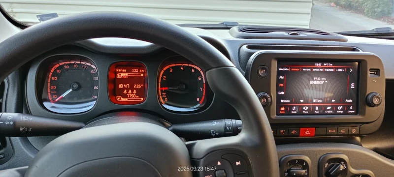 Fiat Panda CROSS, снимка 12 - Автомобили и джипове - 51860201