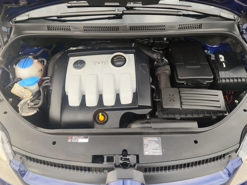 VW Golf Plus 1.9 дизел 90 коня, снимка 15 - Автомобили и джипове - 52447381