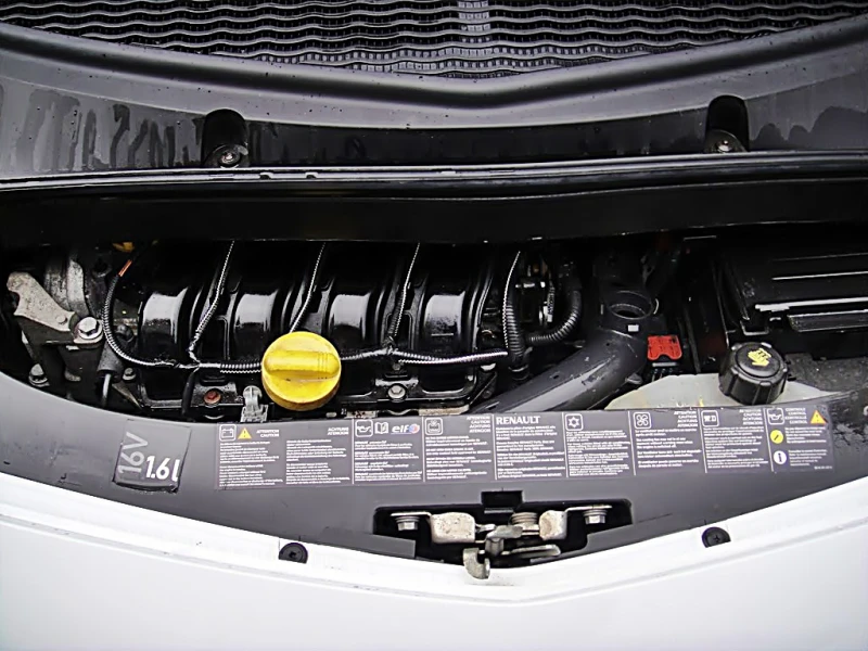 Renault Modus 1.6  ГЕРМАНИЯ, снимка 16 - Автомобили и джипове - 53426475