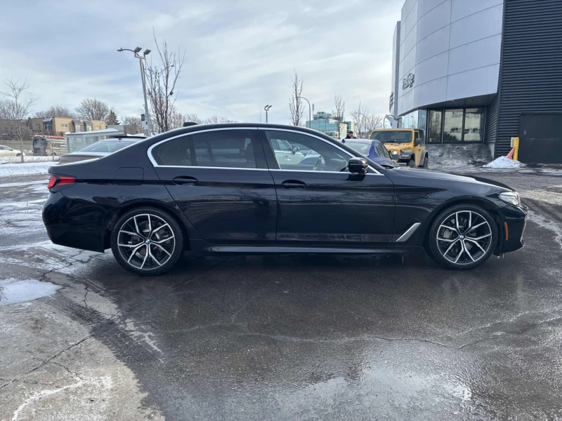 BMW 530 XDRIVE * FULL M PACK* ПРЕДСТАВИТЕЛСТВО НА PORSCHE*, снимка 3 - Автомобили и джипове - 53488594