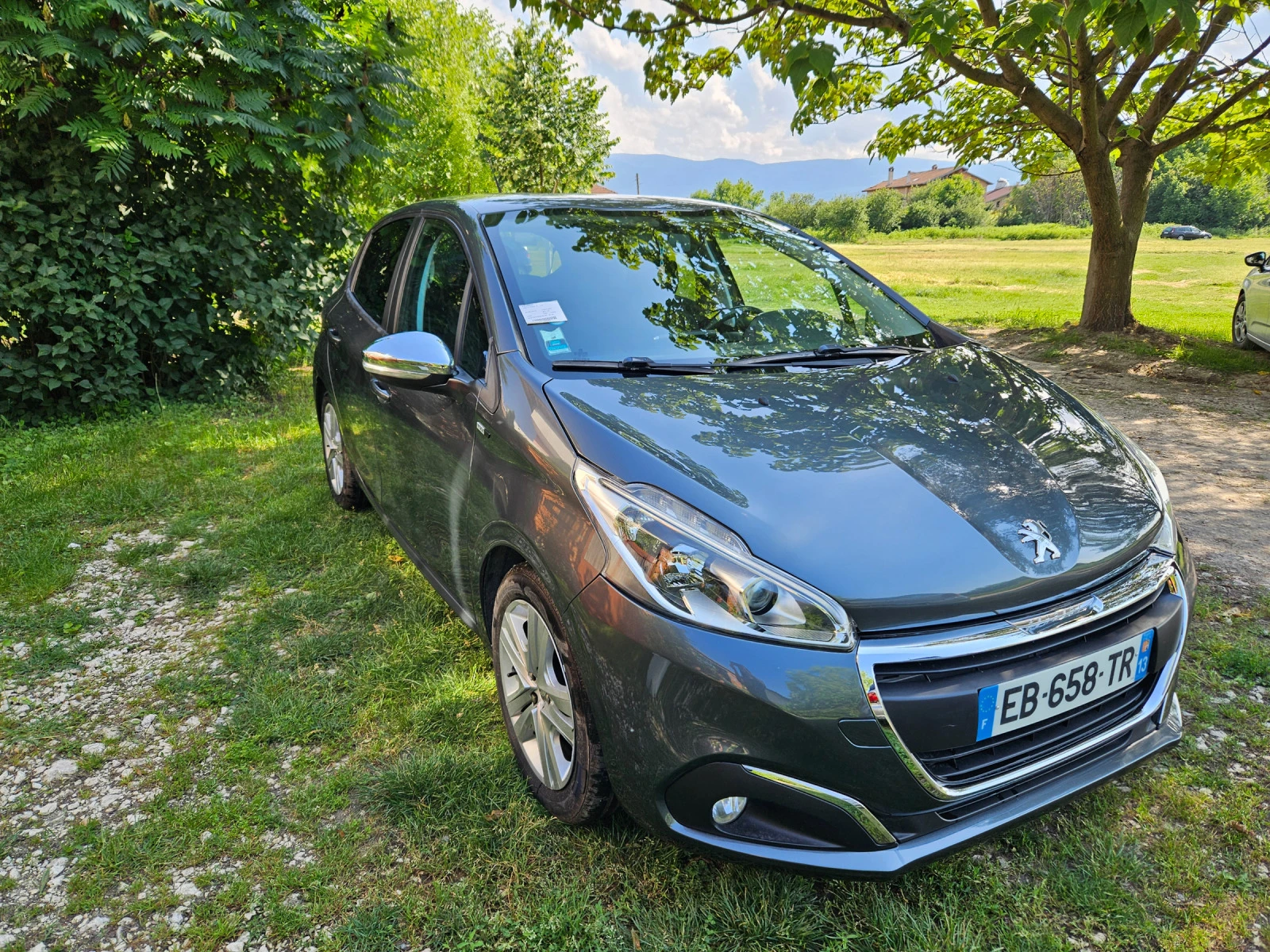 Peugeot 208 1.6 HDI STYLE - изображение 2