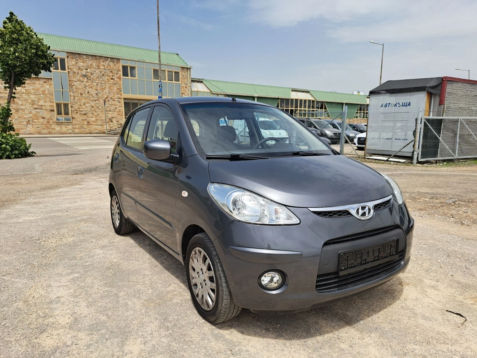 Hyundai I10 Автоматик * 60 000 км * Лизинг * Бартер - изображение 5